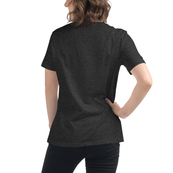 womens relaxed t shirt dark grey heather back bee.jpg